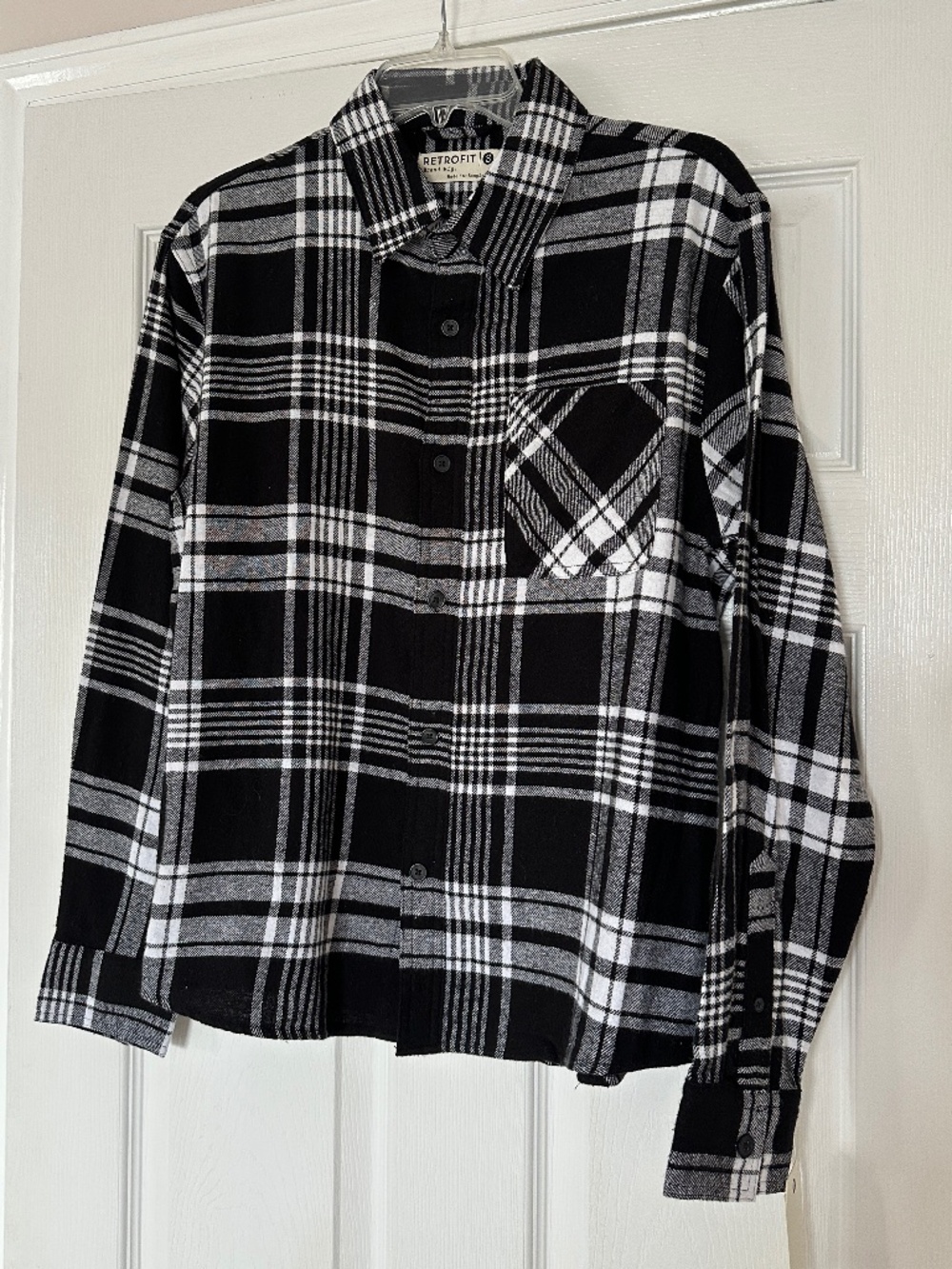 NWT Retrofit Men's Flannel Shirt Size Small Black & White Plaid Button Down